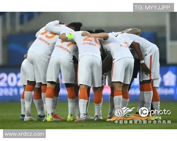 武汉街舞队比赛经验分析与表现评估探讨